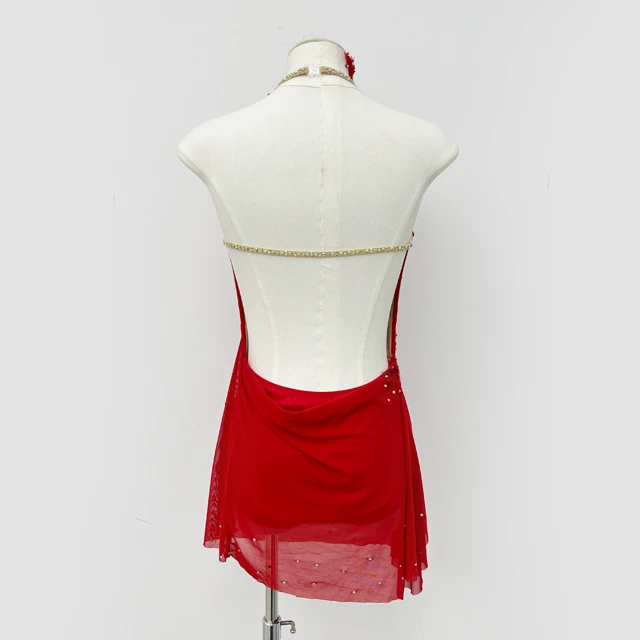 Abito da ballo lirico con scollo all'americana rosso | G0105