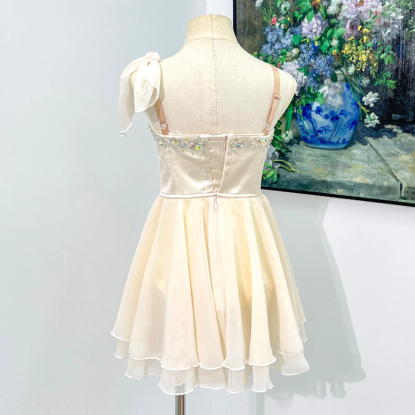 Abito da balletto in chiffon impreziosito da strass per performance | R0320