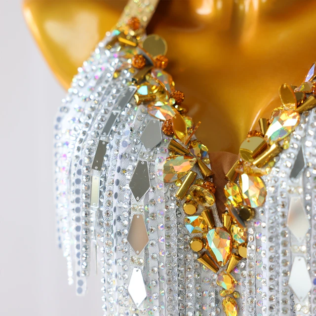 Abito da ballo latino con strass e frange dorate bianche | LD020