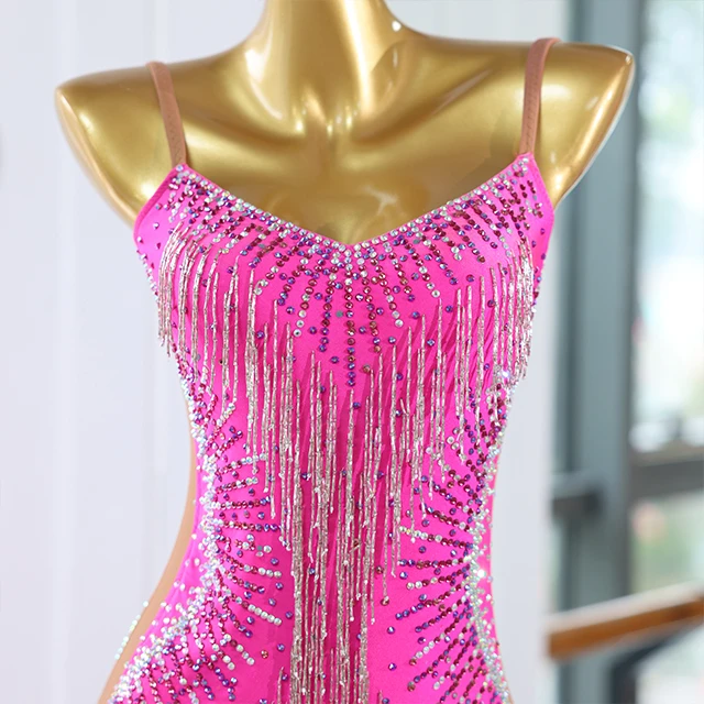 Abito da ballo latino con frange rosa caldo e strass | LD001