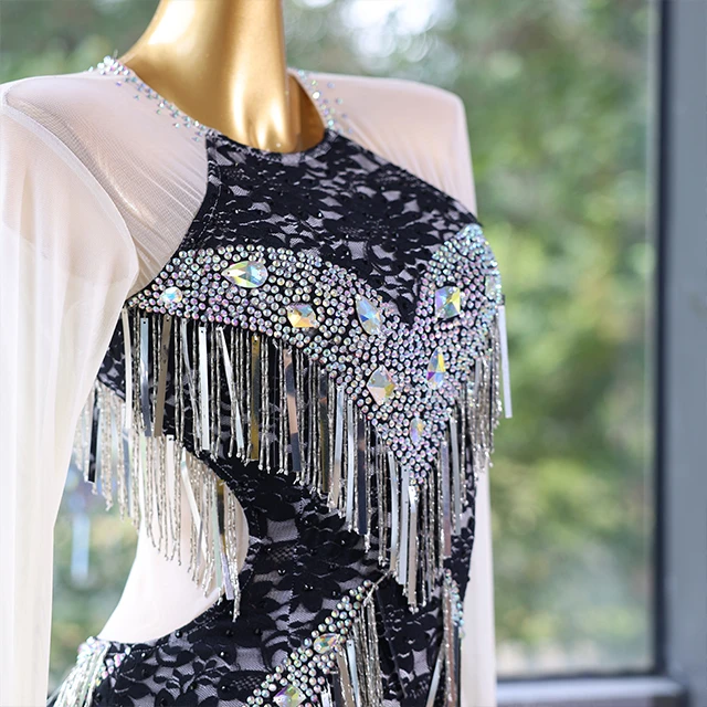 Abito da ballo latino con strass e frange di pizzo bianco nero | LD009